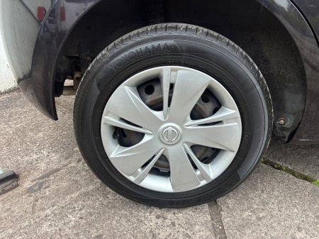 2017 Nissan Micra - photo 2