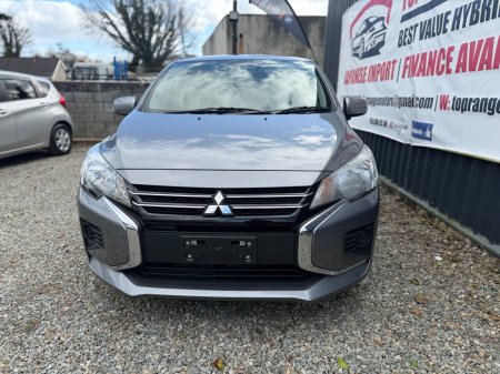 2020 Mitsubishi Mirage - photo 2
