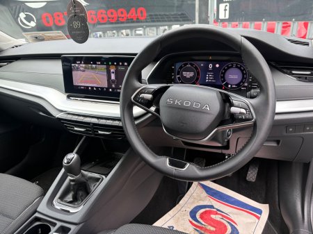 2025 Skoda Octavia - photo 9
