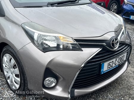 2015 Toyota Yaris - photo 17