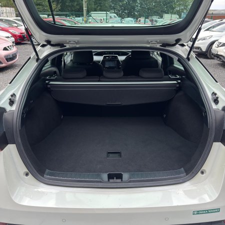 2020 Toyota Prius - photo 9