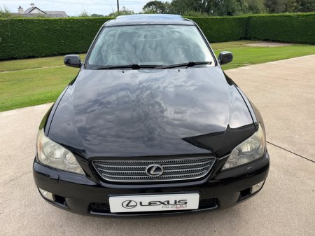 2004 Lexus IS