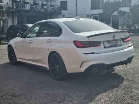 2022 BMW 3-Series - photo 3