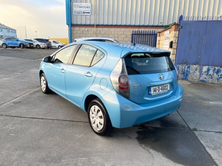 2014 Toyota Aqua - photo 7