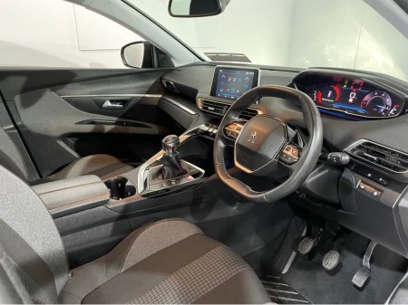 2022 Peugeot 5008 - photo 11