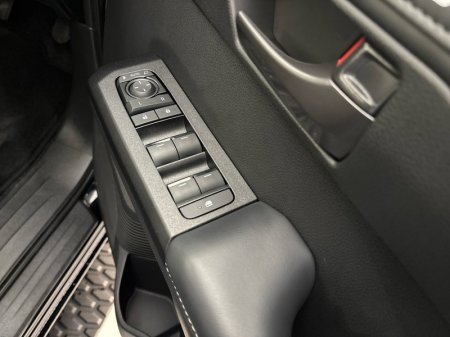 2027 Toyota Hilux - photo 14
