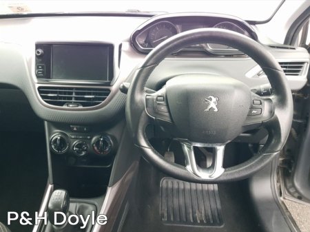 2015 Peugeot 2008 - photo 2