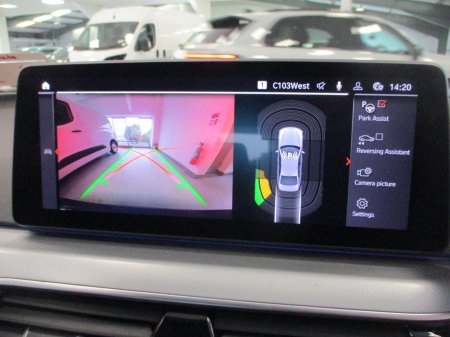 2023 BMW 5-Series - photo 19