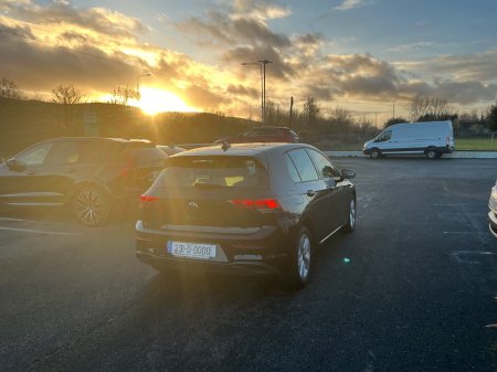 2023 Volkswagen Golf - photo 5