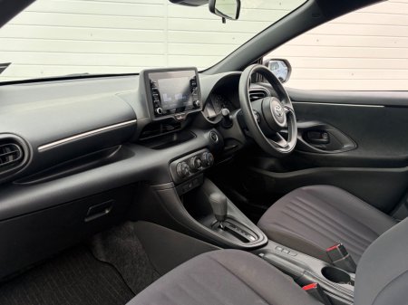2023 Toyota Yaris - photo 12