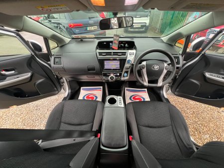 2015 Toyota Prius - photo 14
