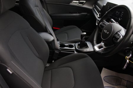 2022 Kia Sportage - photo 11