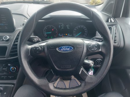 2020 Ford Transit - photo 6