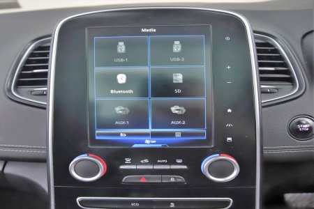 2017 Renault Scenic - photo 19
