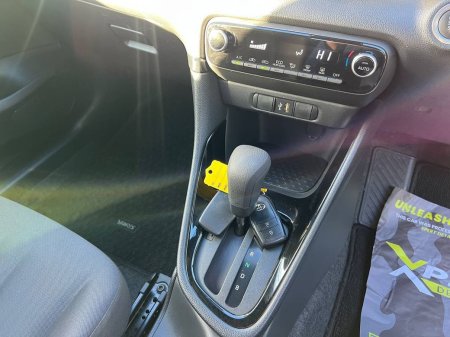 2022 Toyota Yaris - photo 11