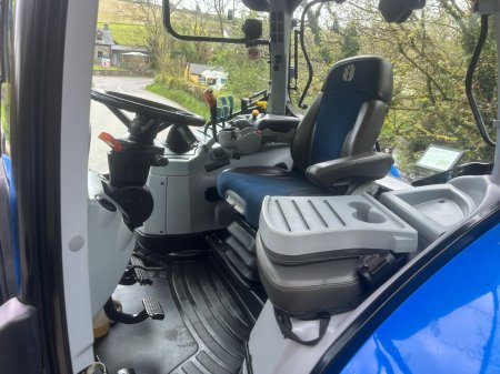 2021 New Holland T7.210 - photo 19