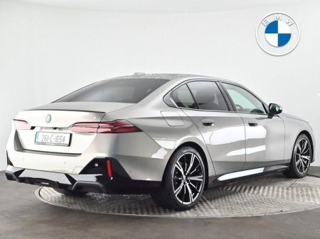 2026 BMW 5-Series - photo 21
