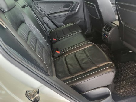 2020 Volkswagen Tiguan - photo 11