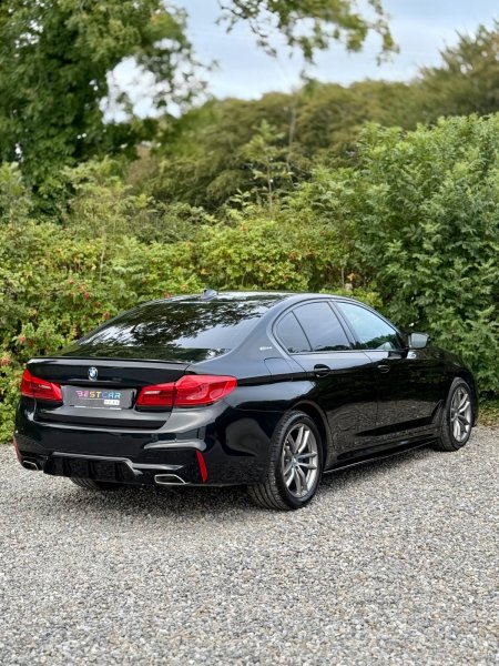 2019 BMW 5-Series - photo 18