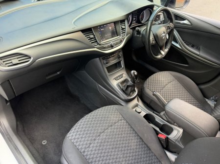 2022 Opel Astra - photo 9