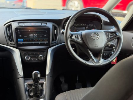 2018 Opel Zafira - photo 9