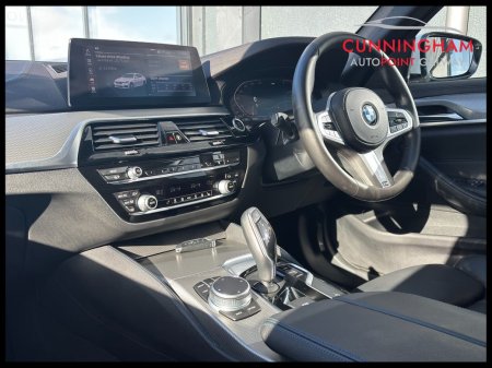 2020 BMW 5-Series - photo 9