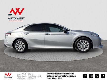 2019 Toyota Camry - photo 7