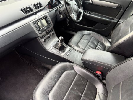 2014 Volkswagen Passat - photo 17