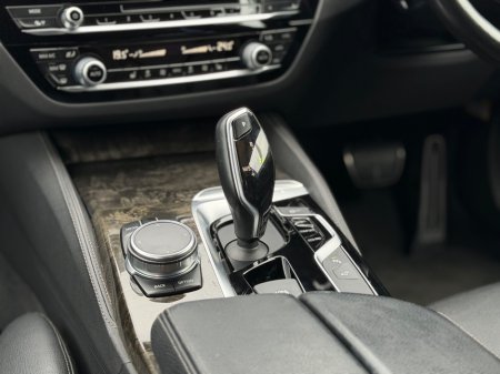 2018 BMW 5-Series - photo 47