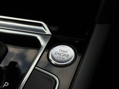 2018 Volkswagen Passat - photo 21
