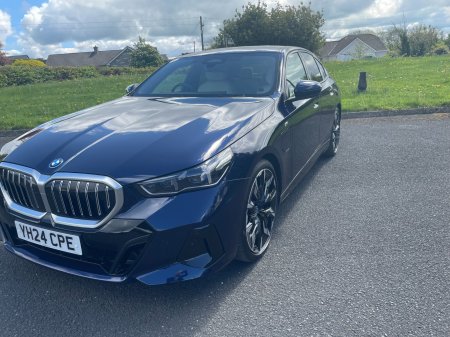 2024 BMW 5-Series - photo 13