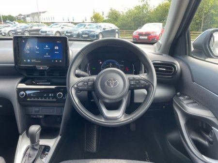 2025 Toyota Yaris Cross - photo 9