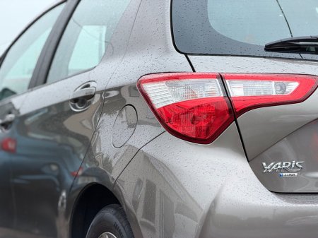 2018 Toyota Yaris - photo 6