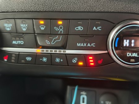2020 Ford Focus - photo 17