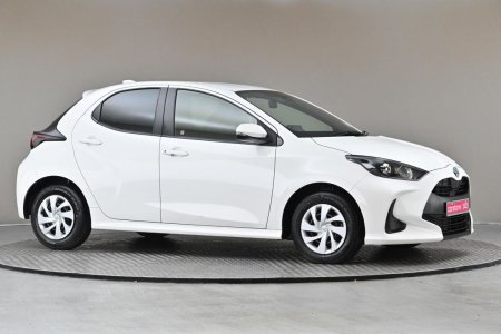 2023 Toyota Yaris - photo 11