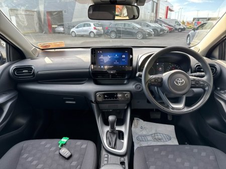 2026 Toyota Yaris - photo 8