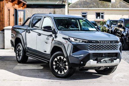 2026 Toyota Hilux - photo 4