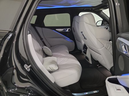 2026 BMW XM - photo 21