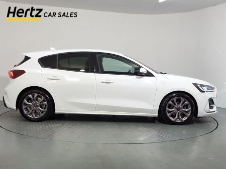 2023 Ford Focus - photo 2