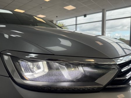 2018 Volkswagen Passat - photo 21