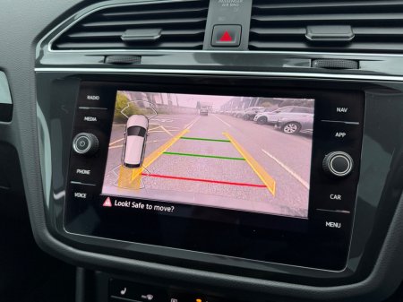 2023 Volkswagen Tiguan - photo 22
