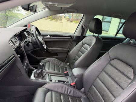 2020 Volkswagen Golf - photo 17