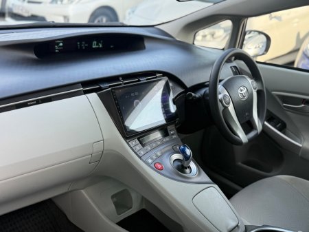 2013 Toyota Prius - photo 10