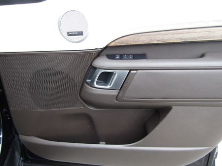 2017 Land Rover Discovery - photo 41