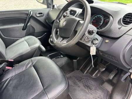 2020 Renault Kangoo - photo 6