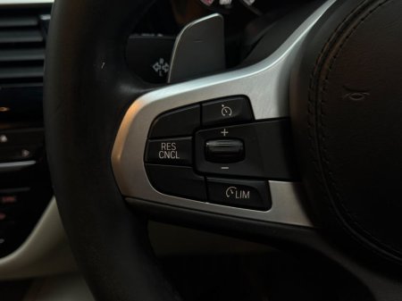 2018 BMW 5-Series - photo 19