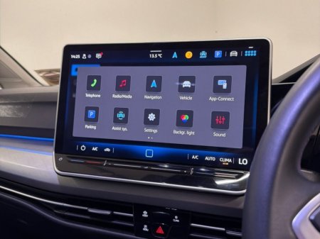 2025 Volkswagen Golf - photo 19