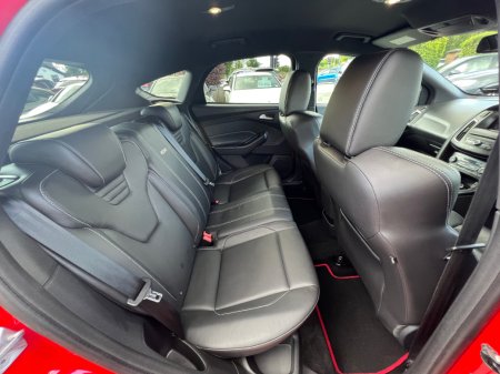 2018 Ford Focus - photo 15