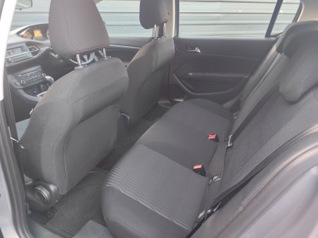 2016 Peugeot 308 - photo 13