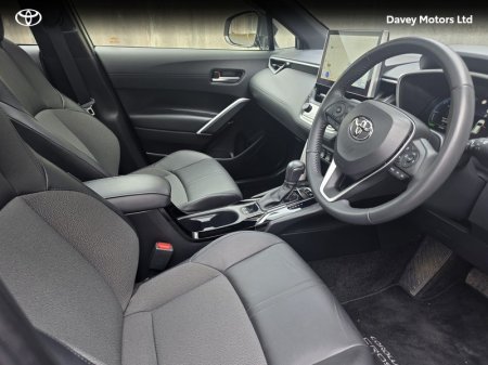 2025 Toyota Corolla Cross - photo 13